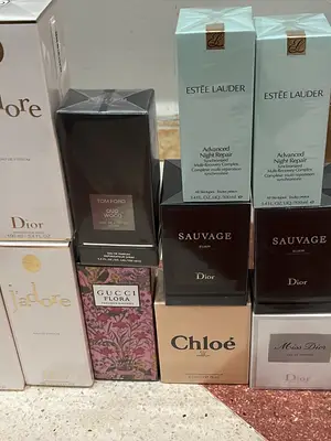 Vente détail et en gros parfums homme et femmes - Miniature 5