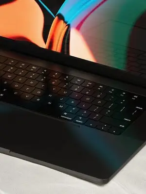 MacDook Pro Mockup 14 - Miniature 2