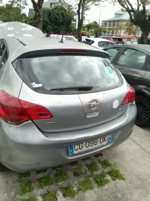 Opel Astra J 1.7 CDTi 110ch -