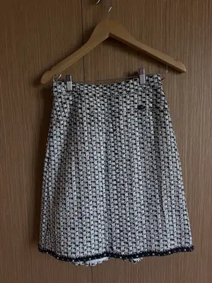 CHANEL Tweed Skirt Black & White Size 38