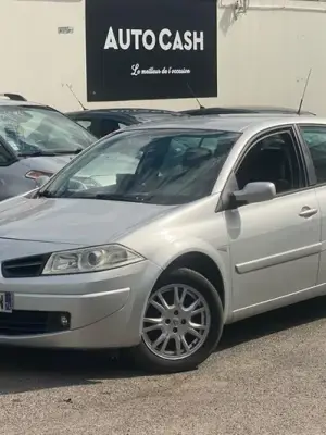 Paiement 4X CB - Renault Megane 1.5DCi 85CH Extrême 5P Saint-Maur-des-Fossés · 2008 · 270 - Miniature 2