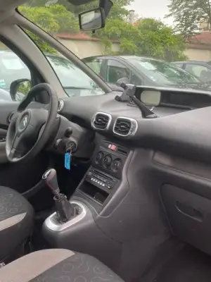 Paiement 4X CB - Très Belle Citroën C3 Picasso 1.6HDi 90CH Airdream Confort Crit’Air2 - Miniature 5