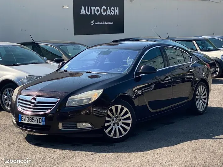 OPEL INSIGNIA 2.0CDTi 130CH - Photo 1