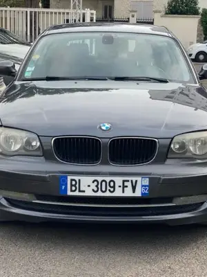 BMW SÉRIE 1 118D - Miniature 9