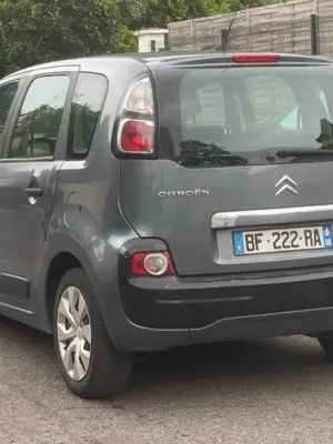 Paiement 4X CB - Très Belle Citroën C3 Picasso 1.6HDi 90CH Airdream Confort Crit’Air2 - Miniature 2