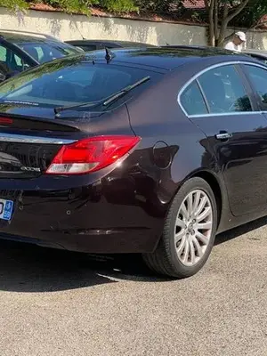 OPEL INSIGNIA 2.0CDTi 130CH - Miniature 4