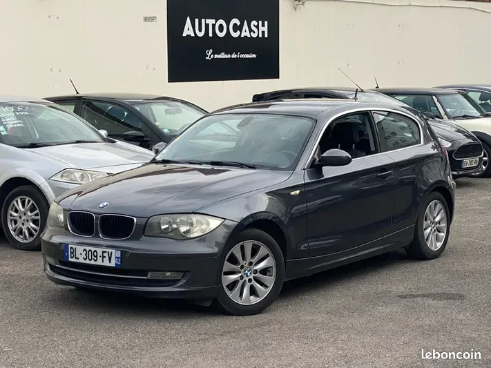 BMW SÉRIE 1 118D - Photo 1