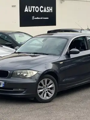 BMW SÉRIE 1 118D