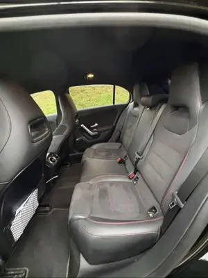 Mercedes-Benz Classe A W177 A 180 d, en 5 portes, diesel, avec présentation sportive AMG Line  - Miniature 8