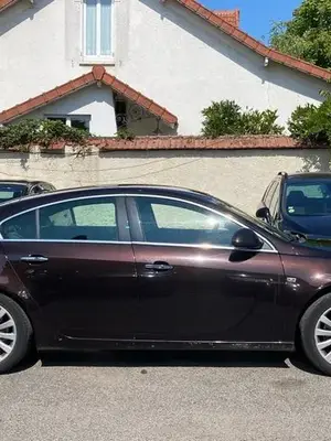 OPEL INSIGNIA 2.0CDTi 130CH - Miniature 9