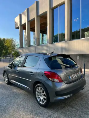 Peugeot 207 1.6 HDi 90ch 2010 - 194700 km - Miniature 3
