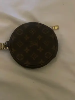 Sac Louis Vuitton authentique en très bon état - Miniature 2