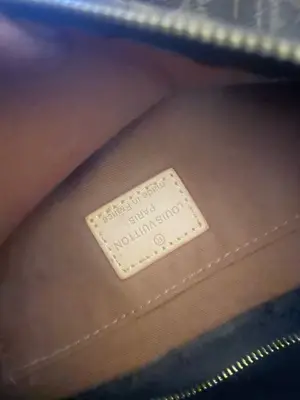 Sac Louis Vuitton authentique en très bon état - Miniature 3
