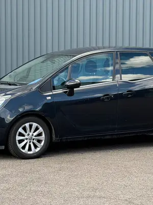 Opel Meriva Turbo 2014 120 ch essence boîte manuelle
