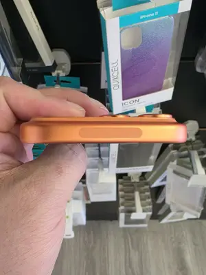iPhone 17 Pro Max 256GB Orange - Très bon état - Miniature 3
