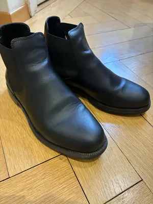 Boots d’équitation en cuir noires, taille 41, avec semelle amovible - Miniature 2