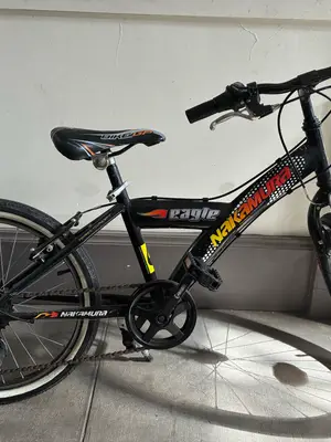 Vélo enfant 20 pouces à 7 vitesses avec pneus neufs - Miniature 2