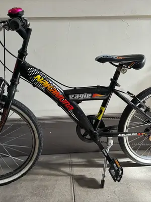 Vélo enfant 20 pouces à 7 vitesses avec pneus neufs