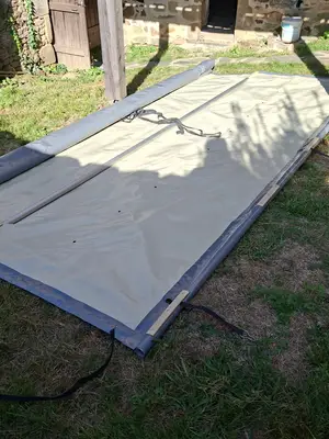 Bâche d'hiver piscine 4x8m gris avec ouverture échelle - Miniature 3