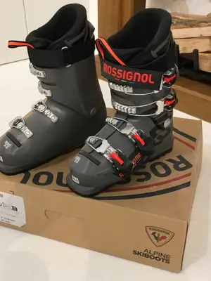 Chaussures de ski Rossignol Hero JR 65 taille 22,5 - très bon état