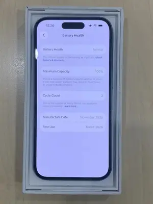 Apple iPhone 16 - Miniature 3