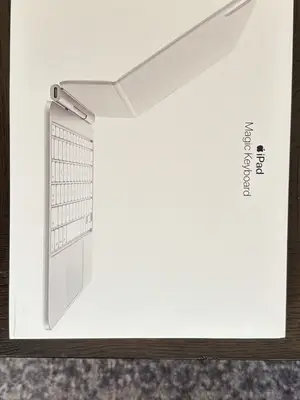 Magic Keyboard Apple iPad Pro 11" M4 - Neuf QWERTY US