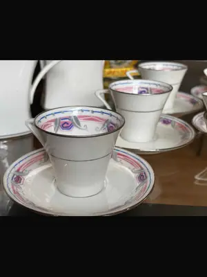 Service à café vintage en porcelaine de Limoges signé F. Legrand - 15 pièces - Miniature 4
