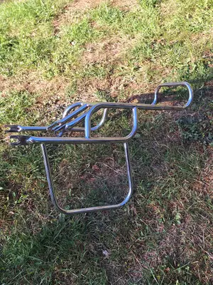 Honda Dax ST50 / ST70 avec porte-bagage