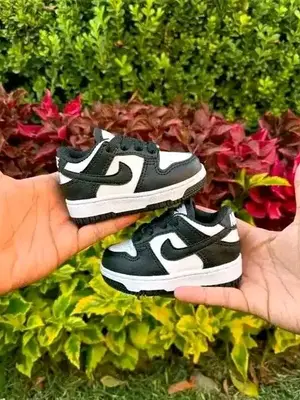 Chaussures pour nounou - Miniature 2