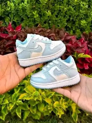 Chaussures pour nounou - Miniature 4