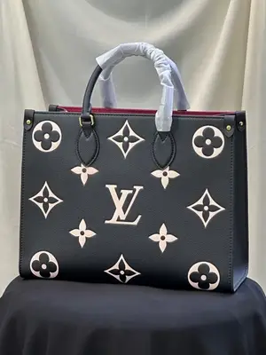 Sac à main Louis Vuitton état neuf
