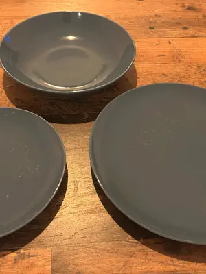 Lot vaisselle IKEA - 24 pièces (assiettes et verres) - Miniature 3