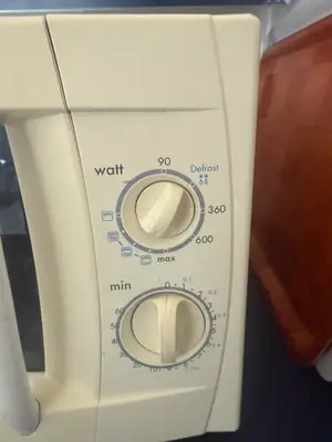 Micro-ondes LG WaveDom 600W - Bon état - Miniature 3