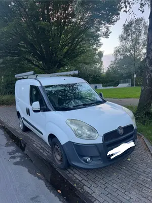 Fiat Doblo Cargo 1.3 M-Jet SX Diesel 2011 - Miniature 3