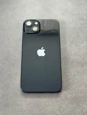 iPhone 13 128Go bon état avec accessoires