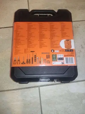 Caisse à outils neuve complète - Miniature 2