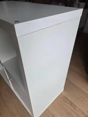 Étagère IKEA KALLAX blanche 4 cases avec 2 portes, 77 x 77 cm - Miniature 2