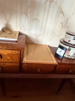 Ensemble chambre à coucher bois complet - Miniature 4