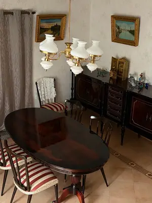 Ensemble salle à manger complet – table, 6 chaises, buffet, vitrine