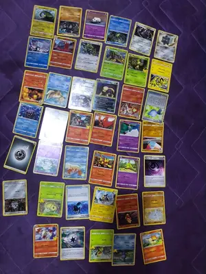 Lot de 100+ cartes Pokémon FR - Holo, Rares et Promos 25ans - Miniature 3