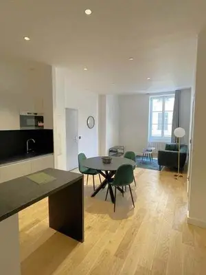 Appartement meublé à louer à Strasbourg - Miniature 2