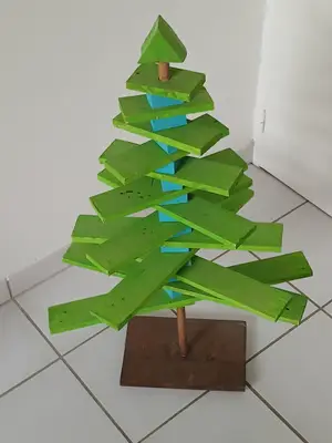 Sapin de Noël en bois complet en très bon état