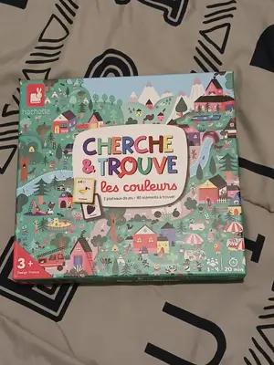 Jeu de société « Cherche et trouve les couleurs », complet, très bon état