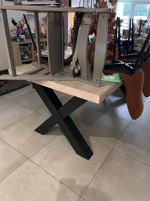 Table et vitrine de salle à manger - Miniature 4