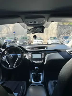 Nissan Qashqai - Bon état, bien entretenu - Miniature 3