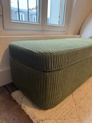 Pouf en très bon état - Miniature 3