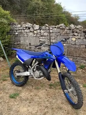 Yamaha YZ 125 2024 - Parfait état