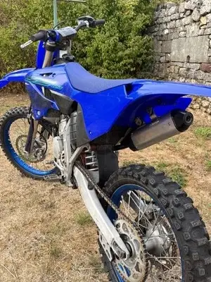 Yamaha YZ 125 2024 - Parfait état - Miniature 3