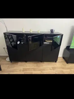 Buffet bas IKEA Besta noir en bois, en très bon état - Miniature 3