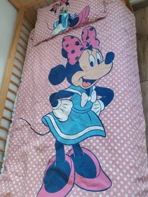 Lit cabane enfant 70 x 140 cm avec matelas, couette et parures de lit - Miniature 3